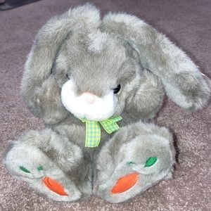 NWT Eggcetera 1996 carrot foot plush bunny